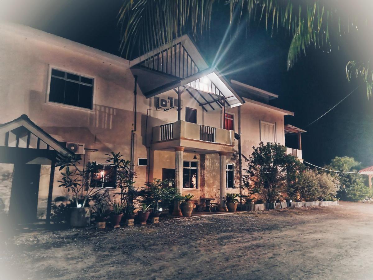Kurau Inn Farmstay Kuala Kurau Екстериор снимка