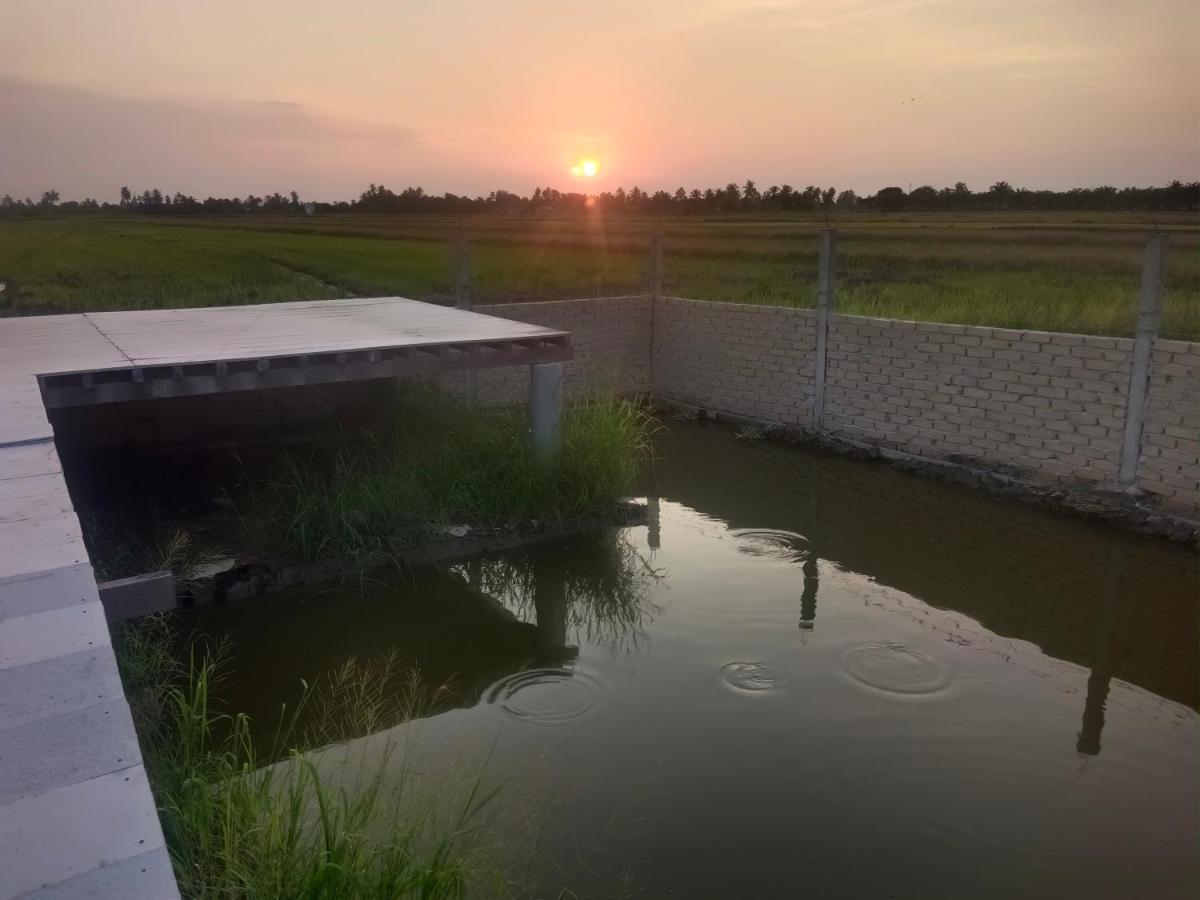 Kurau Inn Farmstay Kuala Kurau Екстериор снимка